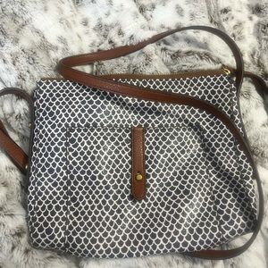 Fossil
Mermaid scale navy and white purse with tan trim